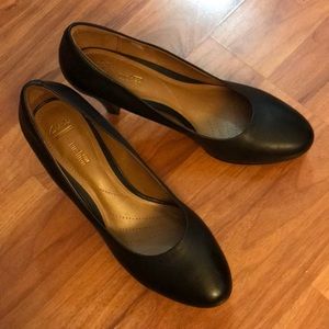 Clarks Brier Dolly Dress Pump, Black Leather